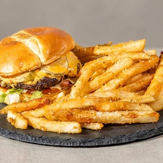 Cheese Burger W/ Fries