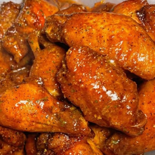 10 Pc Bone-in Wings.